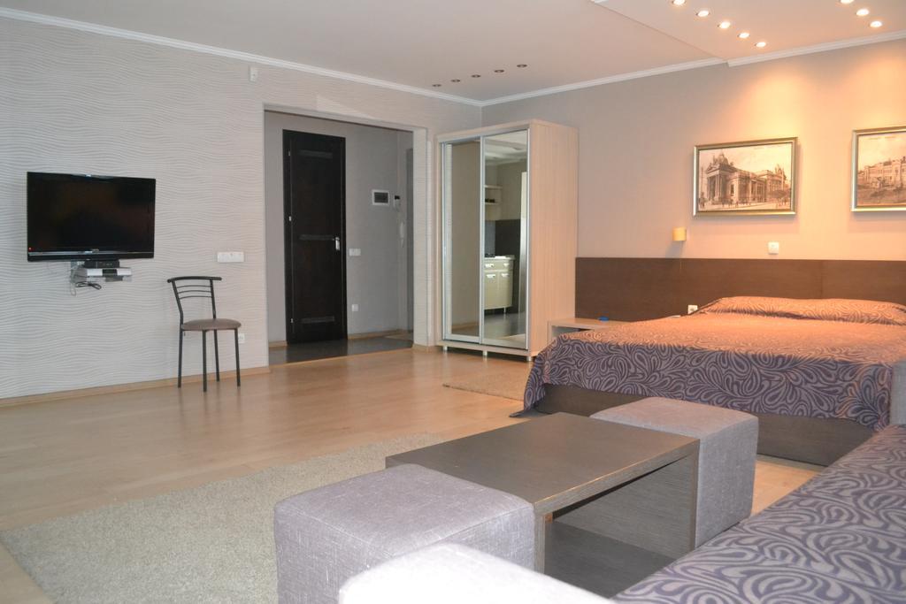 Apartments On Negruzzi 6/2 คีชีเนา ภายนอก รูปภาพ